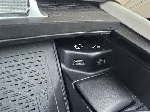 Used 2023 Mercedes-Benz GLE 450 4MATIC image 31