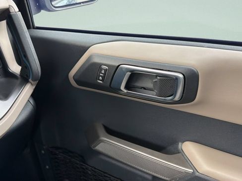 Used 2023 Ford Bronco Wildtrak AWD/4WD image 16