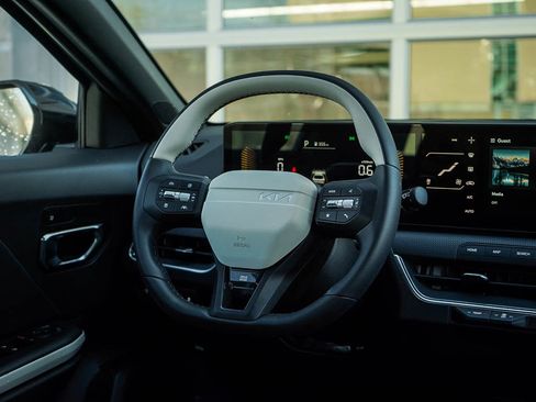 New 2026 Kia K4 GT-Line Turbo FWD image 14