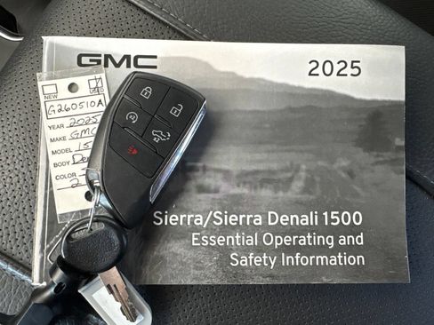 Used 2025 GMC Sierra 1500 Denali w/ Denali Reserve Package AWD/4WD image 37