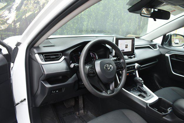 Certified 2024 Toyota RAV4 LE AWD/4WD image 14