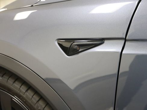 Used 2022 Tesla Model X Plaid AWD/4WD image 11