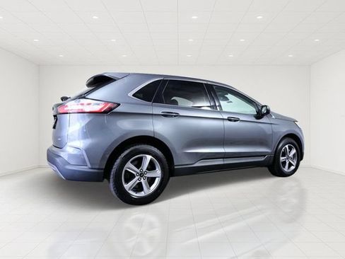 Certified 2024 Ford Edge SEL w/ Convenience Package AWD/4WD image 6