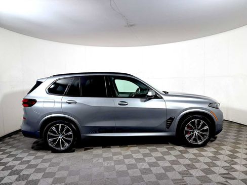 Used 2024 BMW X5 xDrive40i w/ M Sport Package AWD/4WD image 7