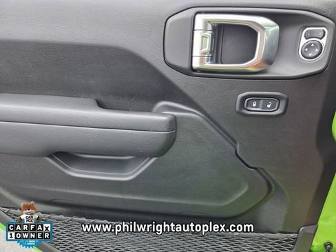 Used 2025 Jeep Wrangler Unlimited Sport AWD/4WD image 28