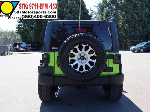 Used 2013 Jeep Wrangler Unlimited Rubicon w/ Connectivity Group AWD/4WD image 7