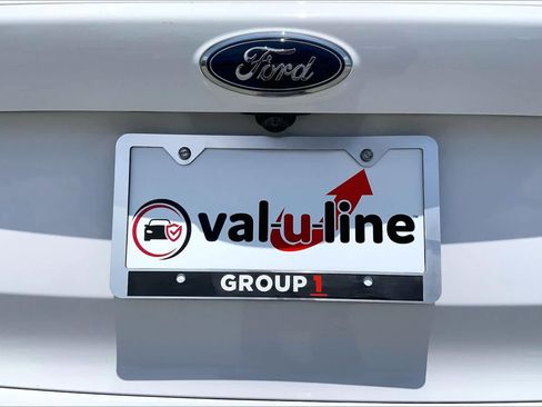 Used 2017 Ford Escape SE w/ SE Sport Appearance Package FWD image 10
