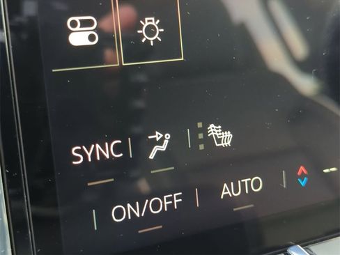 Used 2026 GMC Sierra EV Elevation image 17