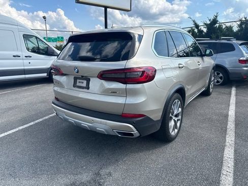 Used 2019 BMW X5 xDrive40i w/ Premium Package 2 AWD/4WD image 9