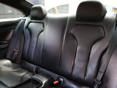 Used 2015 BMW M4 Coupe RWD image 13