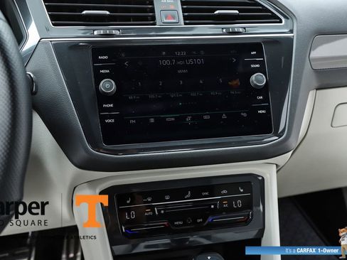 Used 2022 Volkswagen Tiguan SE R-Line image 63