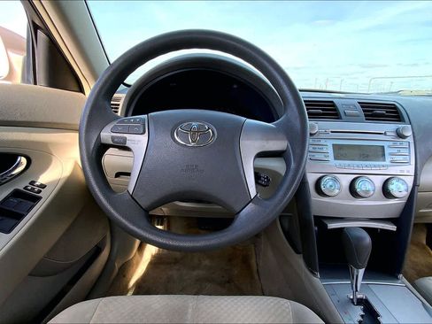 Used 2007 Toyota Camry LE image 6