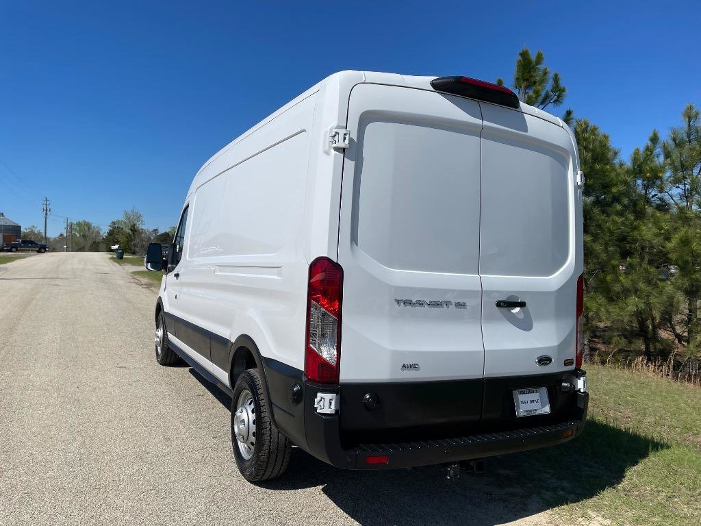 Used 2024 Ford Transit 150 148 Medium Roof AWD w/ Load Area Protection Package image 7