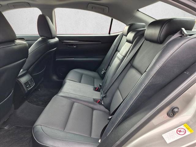 Used 2018 Lexus ES 350 w/ Navigation System Package FWD image 19