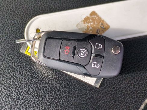 Used 2020 Ford F250 XLT w/ XLT Premium Package image 34