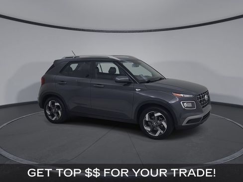 Used 2025 Hyundai Venue SEL FWD image 2
