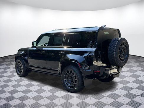 New 2026 Land Rover Defender 110 OCTA AWD/4WD image 3