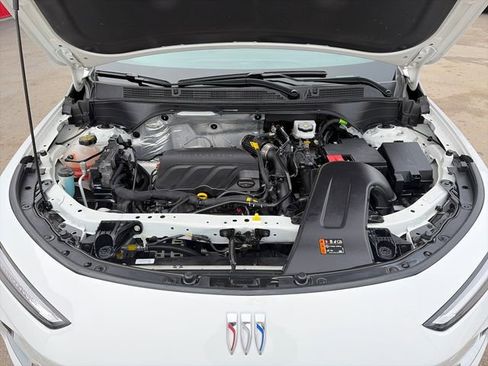 Used 2024 Buick Envista Sport Touring w/ Experience Buick Package image 51