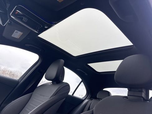 Used 2025 Mercedes-Benz C 300 4MATIC Sedan image 23