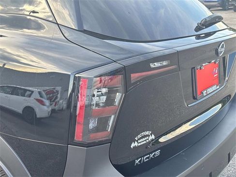 New 2025 Nissan Kicks SV w/ SV Premium Package image 12