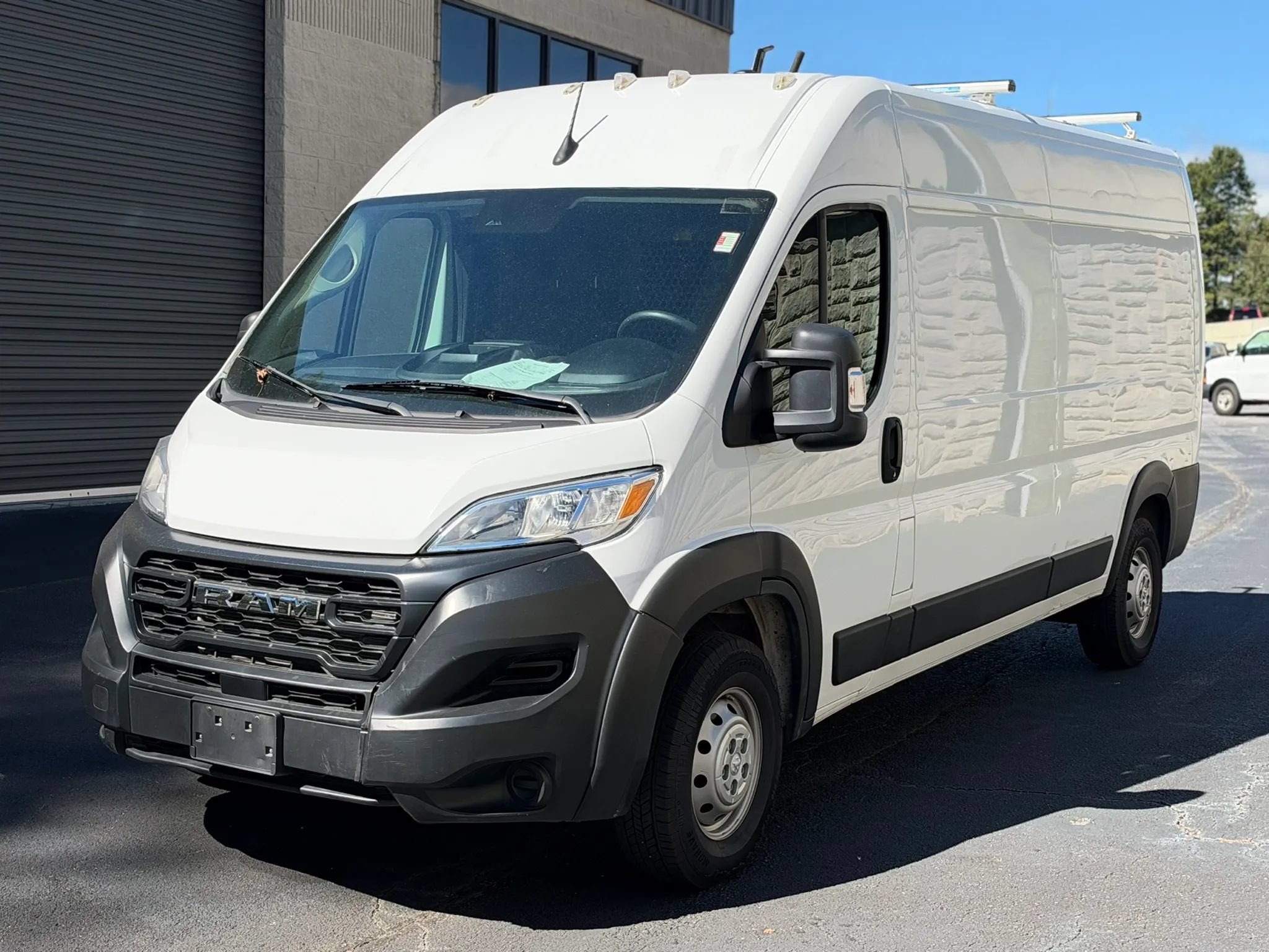 Used 2023 RAM ProMaster 2500 FWD image 2