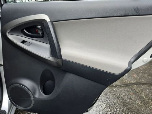 Used 2012 Toyota RAV4 Base w/ Upgrade Value Pkg image 20