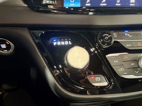 New 2026 Chrysler Voyager LX image 17