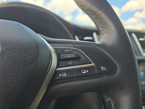 Used 2020 INFINITI QX50 Luxe w/ Navigation Package image 24