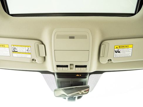 Used 2024 MAZDA CX-30 AWD 2.5 S w/ Preferred Package image 18