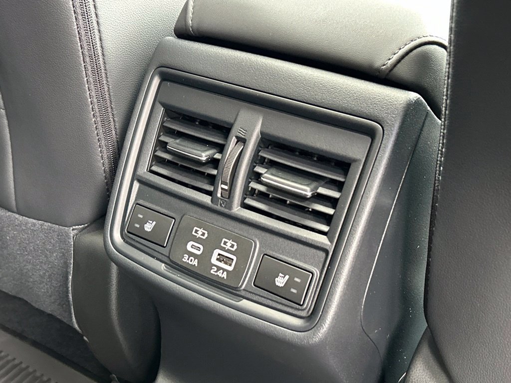 New 2026 Subaru Outback Limited AWD/4WD image 30