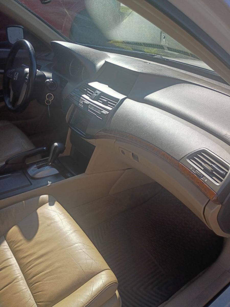 Used 2009 Honda Accord EX-L image 16