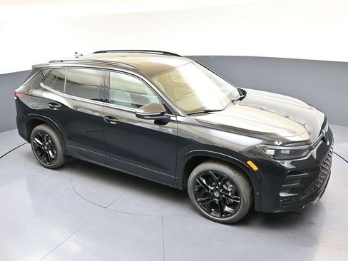 New 2026 Volkswagen Tiguan SE R-Line image 48