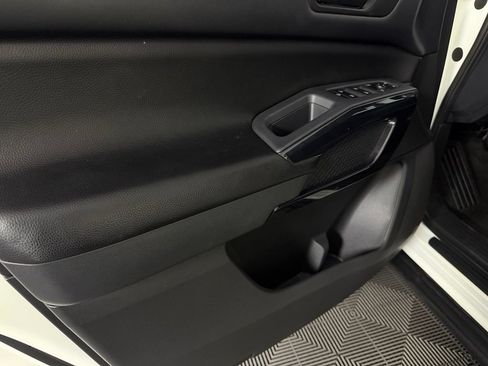 Used 2023 Nissan Pathfinder SV FWD image 25