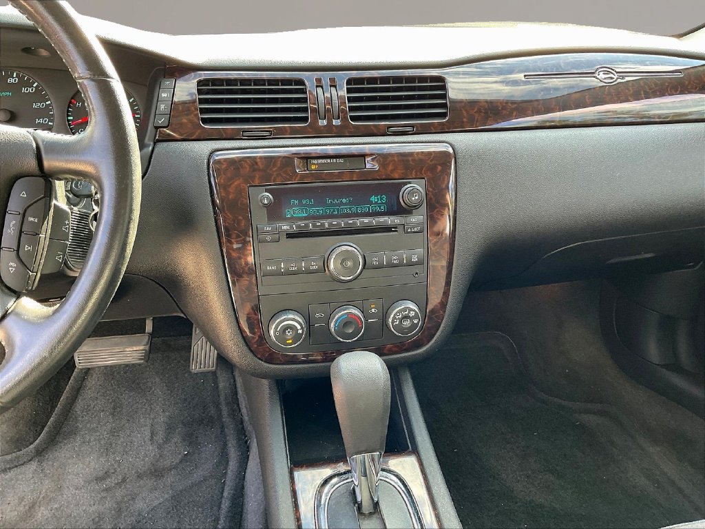 Used 2012 Chevrolet Impala LS FWD image 9