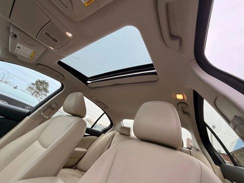 Used 2015 INFINITI Q50 Premium w/ Navigation Package image 10