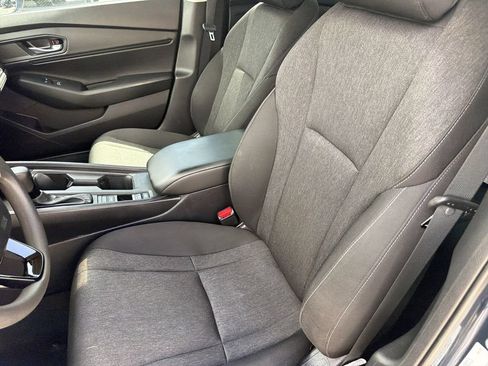 Used 2025 Honda Accord SE image 18