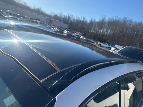 Used 2022 Kia Sorento SX image 25