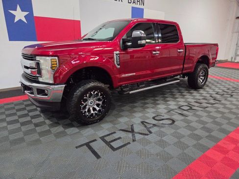 Used 2019 Ford F250 XLT w/ XLT Premium Package image 2