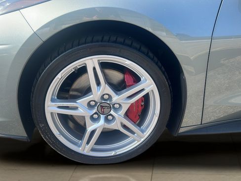 Used 2024 Chevrolet Corvette Stingray Preferred Conv w/ Z51 Performance Package RWD image 16