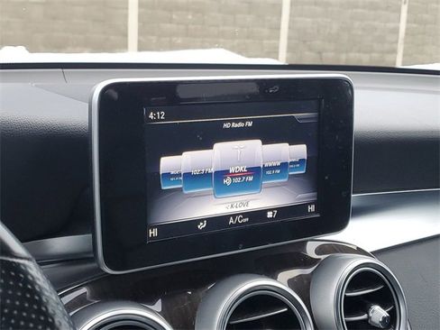 Used 2018 Mercedes-Benz GLC 300 4MATIC image 13