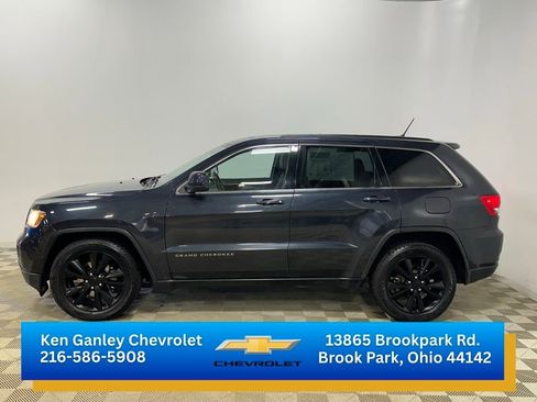 Used 2012 Jeep Grand Cherokee Altitude AWD/4WD image 6