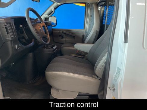 Used 2025 GMC Savana 2500 w/ Driver Convenience Package RWD image 8