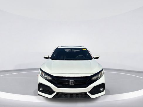 Used 2018 Honda Civic EX image 2