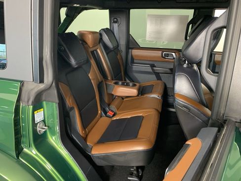 Used 2024 Ford Bronco Outer Banks image 32