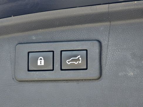 Used 2024 Subaru Outback Premium AWD/4WD image 17