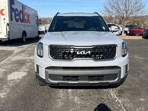 Used 2023 Kia Telluride EX X-Line image 10