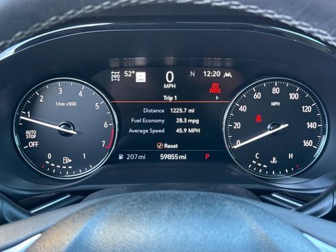 Used 2021 Buick Envision Avenir w/ Technology Package II image 30