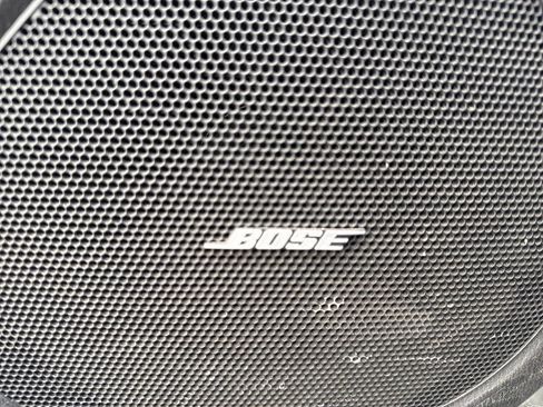 Used 2016 MAZDA MAZDA3 i Touring w/ Popular Equipment Package image 5