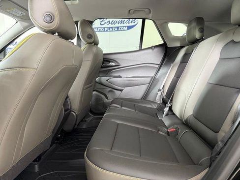 New 2025 Chevrolet Trax ACTIV w/ Sunroof Package image 14
