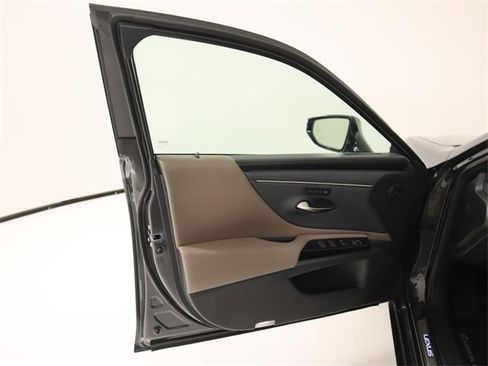 New 2025 Lexus ES 350 w/ Premium Package image 10